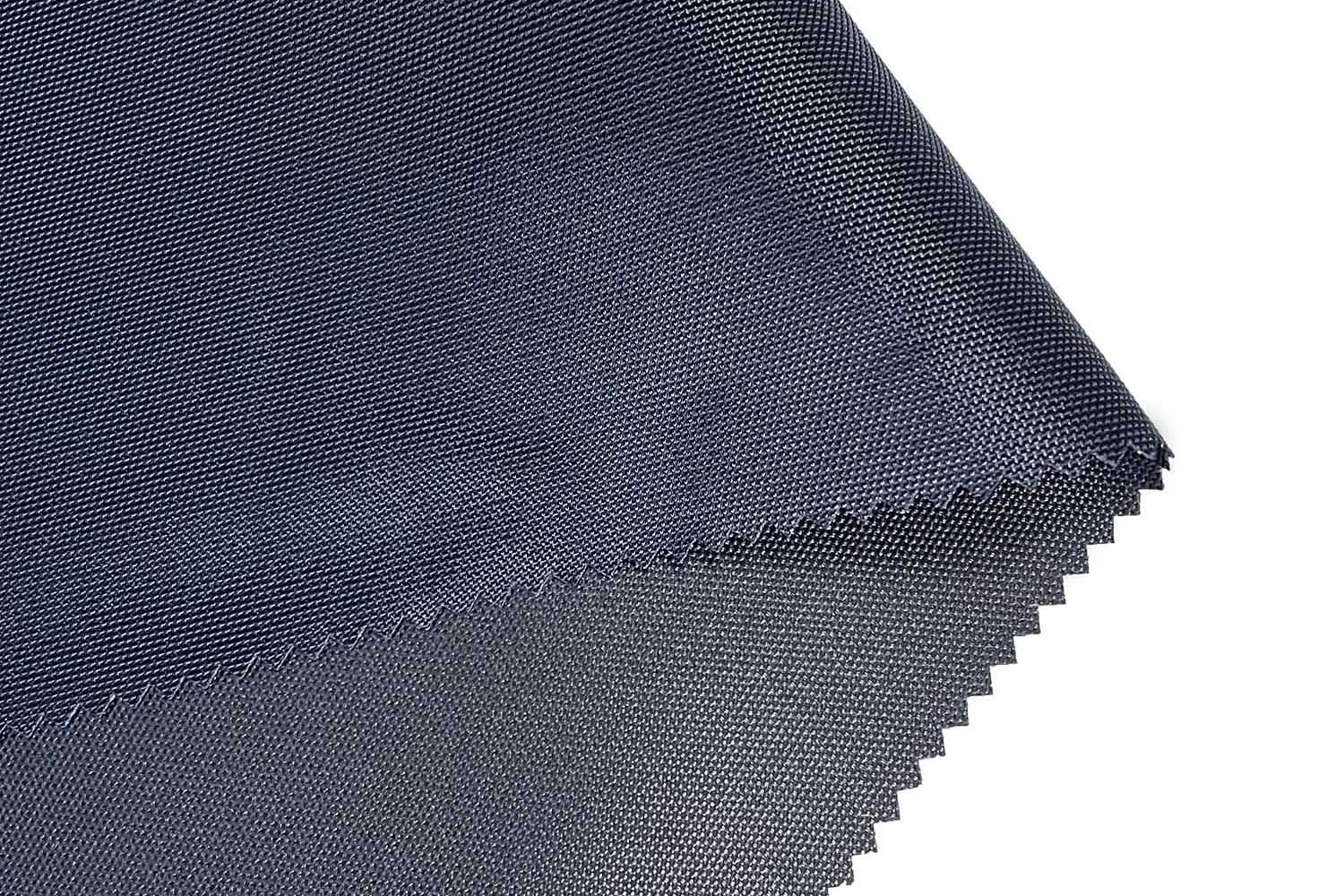 900D Gucci cum Pu iactaret